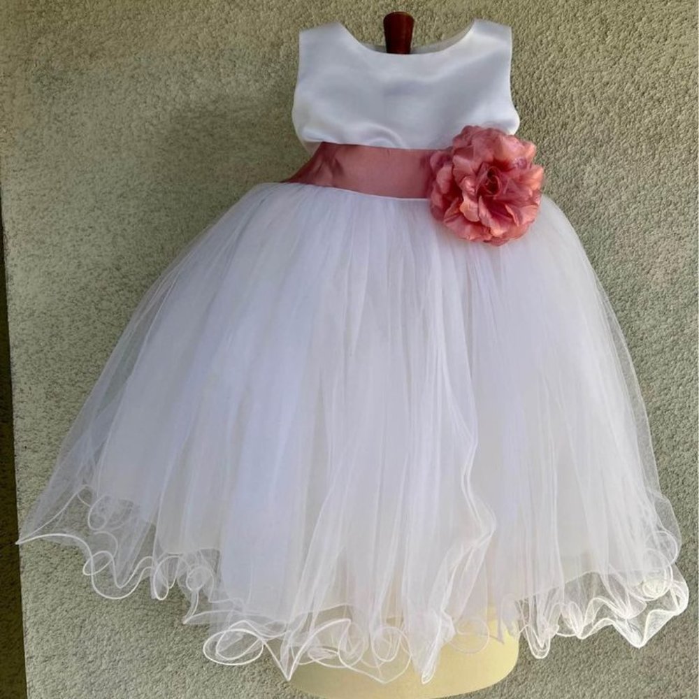 Beautiful Flower Girl Communion Special Occasion Dress includes Dusty Rose Bow